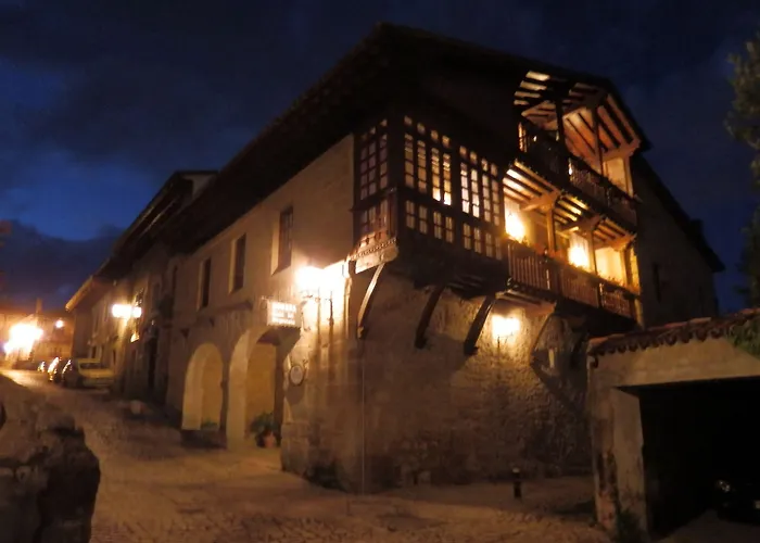 La Casa Del Organista 3* Santillana del Mar