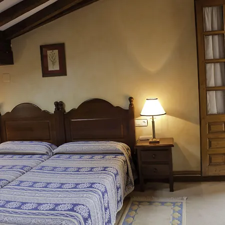 La Casa Del Organista 3* Santillana del Mar